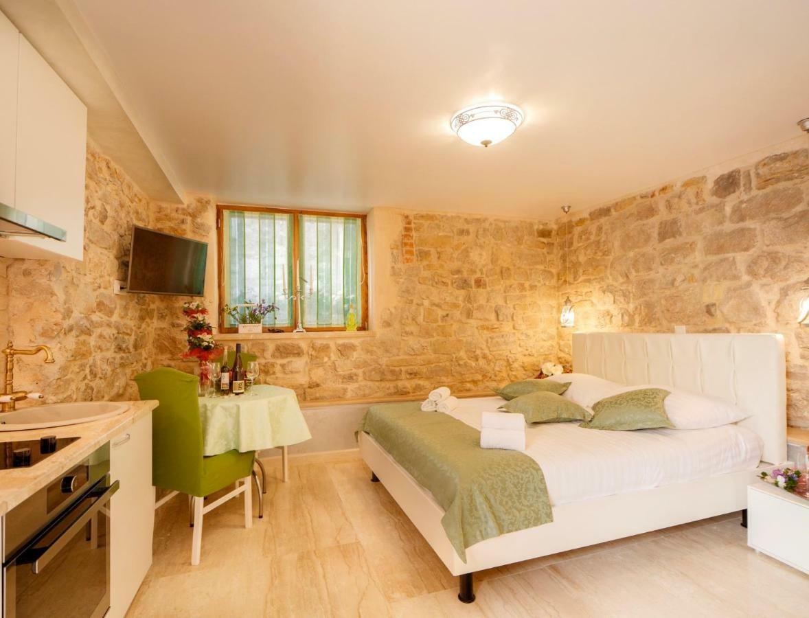 Stone House Luxury Rooms Split Exterior foto