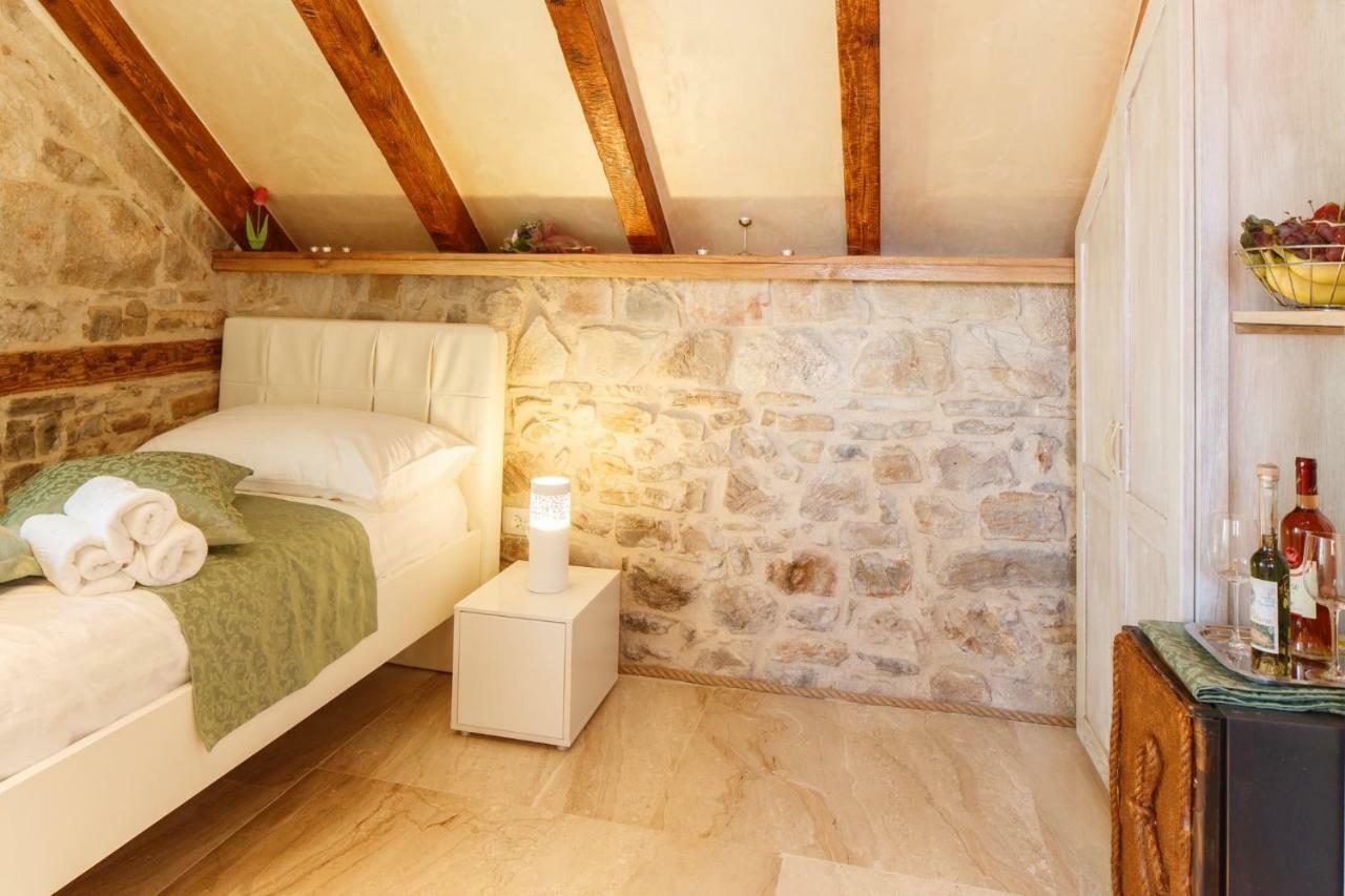 Stone House Luxury Rooms Split Exterior foto